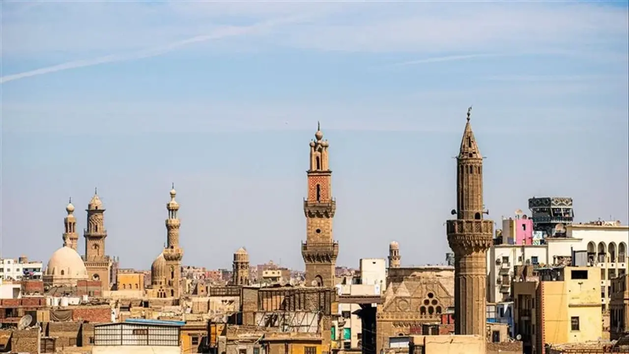 أسوان تتصدر درجات الحرارة في مصر خلال موجة الحر الشديدة اليوم السبت